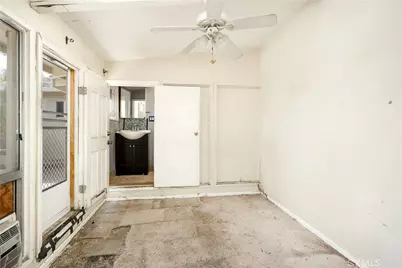 19338 Elkwood Street, Reseda, CA 91335 - Photo 15