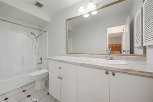 525 S Ardmore Ave, Los Angeles, CA 90020 - Photo 15