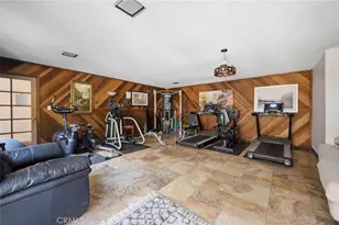 525 S Ardmore Ave, Los Angeles, CA 90020 - Photo 21