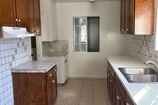 11241 De Haven Ave, Pacoima, CA 91331 - Photo 15