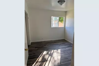 11241 De Haven Ave., Pacoima, CA 91331 - Photo 27