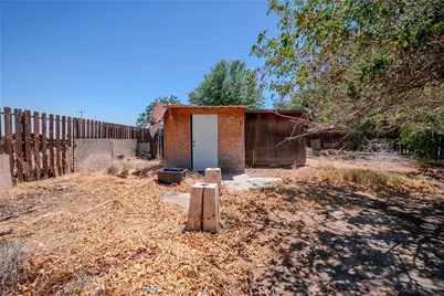 40754 179th, Lancaster, CA 93535 - Photo 37