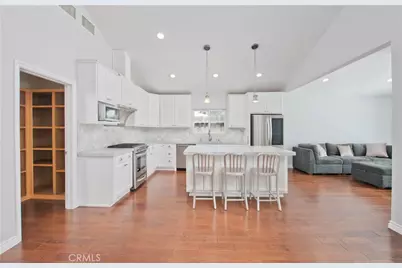 17343 Martha Street, Encino, CA 91316 - Photo 3