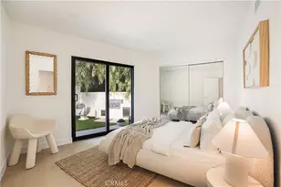 19629 Wells Dr, Tarzana, CA 91356 - Photo 13