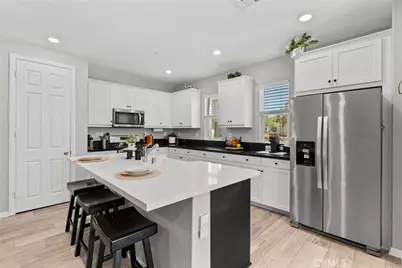 27012 Trail View Lane, Valencia, CA 91381 - Photo 7