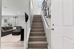 27012 Trail View Ln., Valencia, CA 91381 - Photo 19