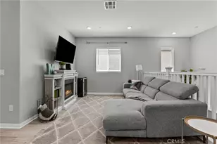 27012 Trail View Ln., Valencia, CA 91381 - Photo 21