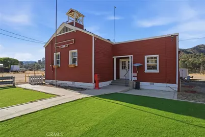 15782 Caliente Creek, Caliente, CA 93518 - Photo 1