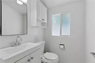 6319 Aura Ave, Tarzana, CA 91335 - Photo 9