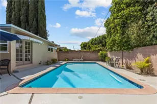 6319 Aura Ave, Tarzana, CA 91335 - Photo 13