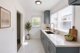4215 S Budlong, Los Angeles, CA 90037 - Photo 3