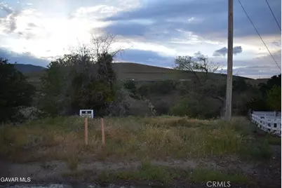 19300 Moon, Tehachapi, CA 93561 - Photo 5