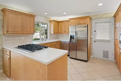 19100 Castlebay Lane, Porter Ranch, CA 91326 - Photo 17