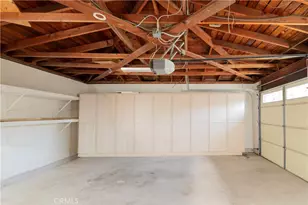 5747 Agnes Ave, Valley Village, CA 91607 - Photo 25