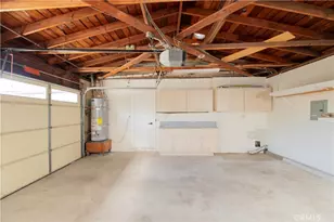 5747 Agnes Ave, Valley Village, CA 91607 - Photo 17