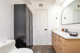 5747 Agnes Ave, Valley Village, CA 91607 - Photo 15