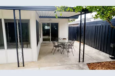 5747 Agnes Avenue, Valley Village, CA 91607 - Photo 25