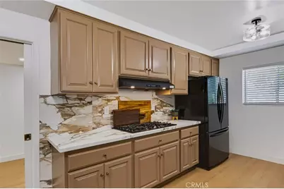 5747 Agnes Avenue, Valley Village, CA 91607 - Photo 13