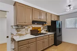 5747 Agnes Ave, Valley Village, CA 91607 - Photo 13