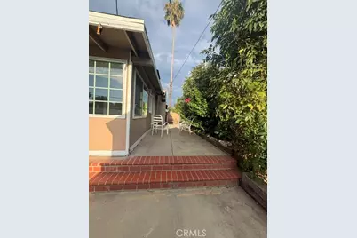 8233 Fallbrook, Los Angeles, CA 91304 - Photo 19