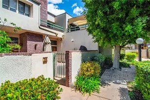 18739 Hatteras St, Tarzana, CA 91356 - Photo 1
