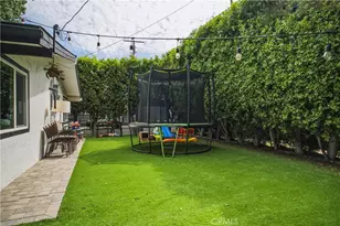 19705 Hamlin St, Woodland Hills, CA 91367 - Photo 23