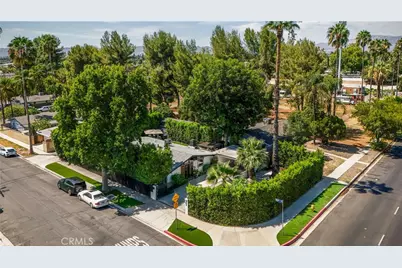 19705 Hamlin Street, Woodland Hills, CA 91367 - Photo 27
