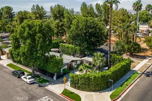 19705 Hamlin St, Woodland Hills, CA 91367 - Photo 27