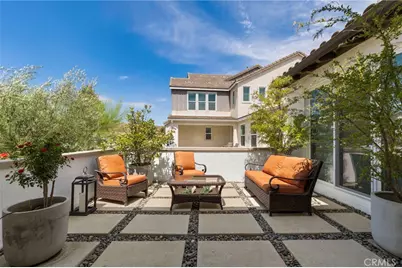 18747 Juniper Springs Drive, Canyon Country, CA 91387 - Photo 15
