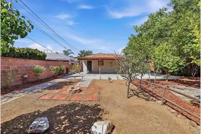 10332 Cayuga Avenue, Pacoima, CA 91331 - Photo 17