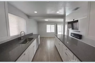 45414 Raysack, Lancaster, CA 93535 - Photo 7