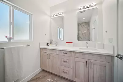 8434 Oakdale Avenue, Winnetka, CA 91306 - Photo 53