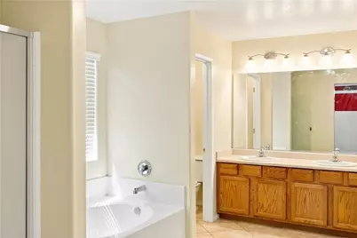 10619 Grand Prairie Dr, Bakersfield, CA 93311 - Photo 21