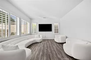 28251 Infinity, Saugus, CA 91390 - Photo 7