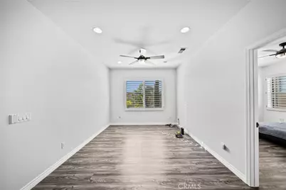 28251 Infinity, Saugus, CA 91390 - Photo 25