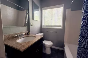 17101 Gault St, Los Angeles, CA 91406 - Photo 9