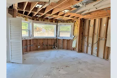 11833 Preston Trails Avenue, Porter Ranch, CA 91326 - Photo 3