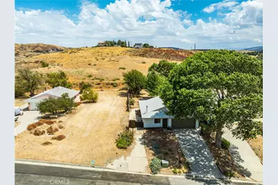 42534 Beaverbrook, Lake Hughes, CA 93532 - Photo 29