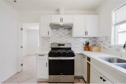 10826 Roscoe Boulevard, Los Angeles, CA 91352 - Photo 61