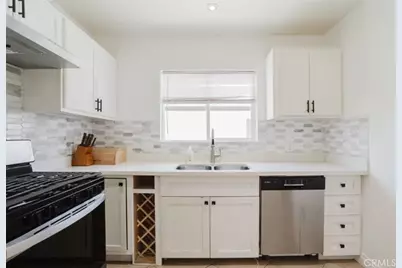 10826 Roscoe Boulevard, Los Angeles, CA 91352 - Photo 59