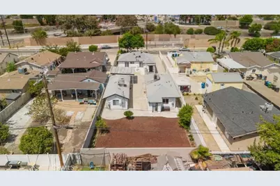 10826 Roscoe Boulevard, Los Angeles, CA 91352 - Photo 7