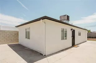 10826 Roscoe Blvd, Los Angeles, CA 91352 - Photo 47