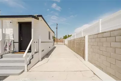 10826 Roscoe Boulevard, Los Angeles, CA 91352 - Photo 39