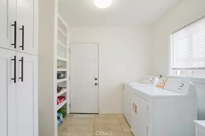 10826 Roscoe Boulevard, Los Angeles, CA 91352 - Photo 33