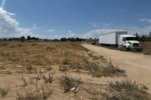 1610 W Ave L, Lancaster, CA 93543 - Photo 1