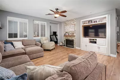 21825 Carol Court, Saugus, CA 91390 - Photo 19