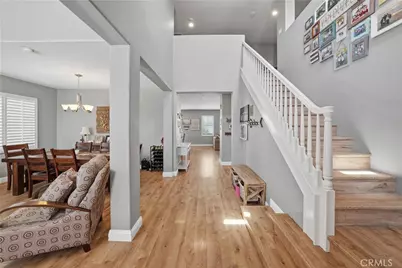 21825 Carol Court, Saugus, CA 91390 - Photo 5