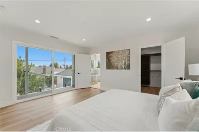 15622 Index, Granada Hills, CA 91344 - Photo 9