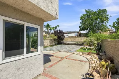 28942 Rue Daniel, Canyon Country, CA 91387 - Photo 23