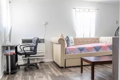 3208 W 74th Street, Park Hills Heights, CA 90043 - Photo 19